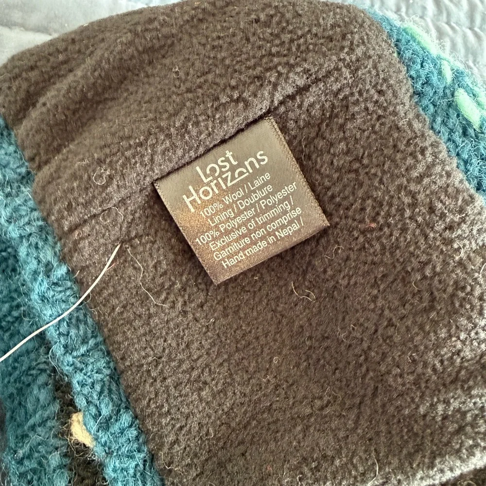 Lost Horizons Lydia Beanie - Picture 4 of 4